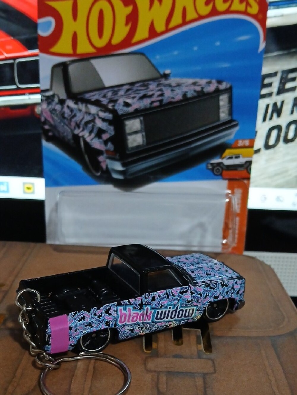 Hot Wheels '83 Chevy Silverado - Pink & Black Graphic Keychain - Picture 2 of 6